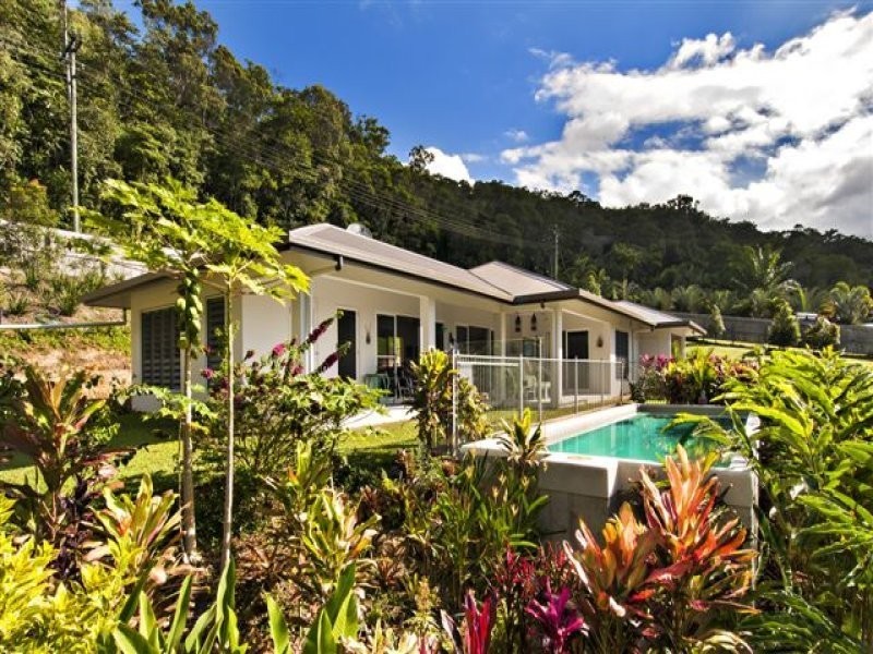 1 Jabeva Close, Miallo QLD 4873