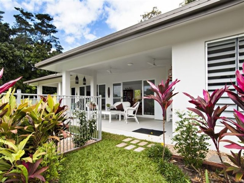 1 Jabeva Close, Miallo QLD 4873