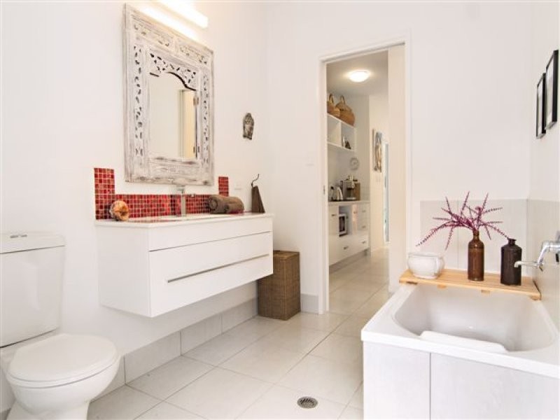 1 Jabeva Close, Miallo QLD 4873