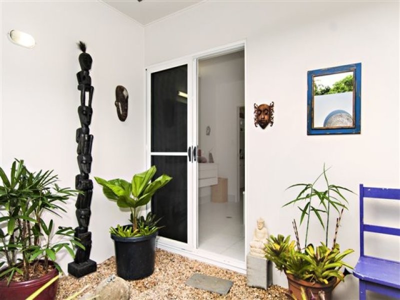1 Jabeva Close, Miallo QLD 4873