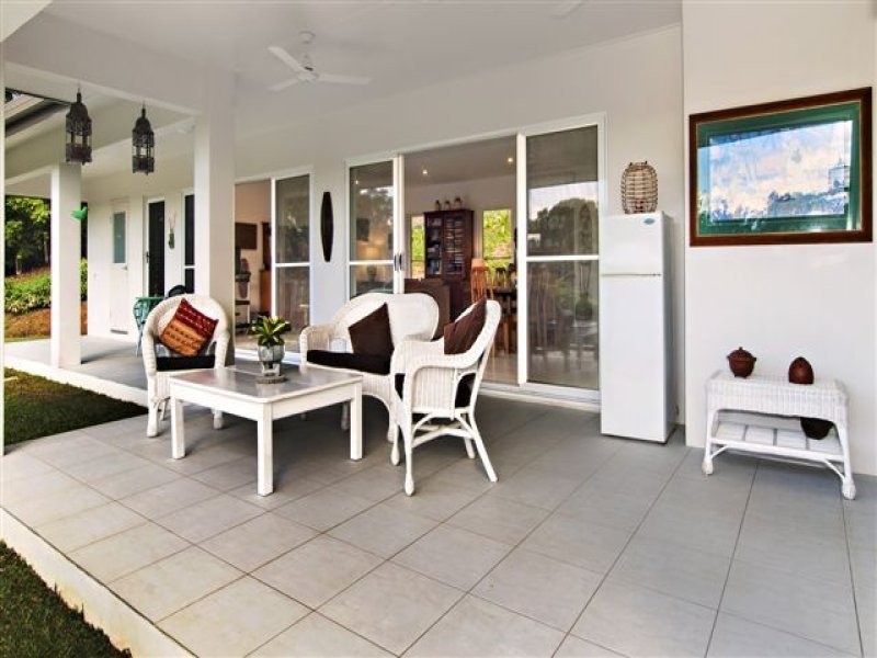 1 Jabeva Close, Miallo QLD 4873