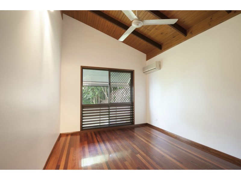 14 Ocean View Road, Killaloe QLD 4877