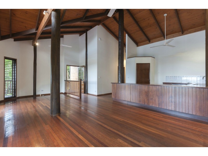 14 Ocean View Road, Killaloe QLD 4877