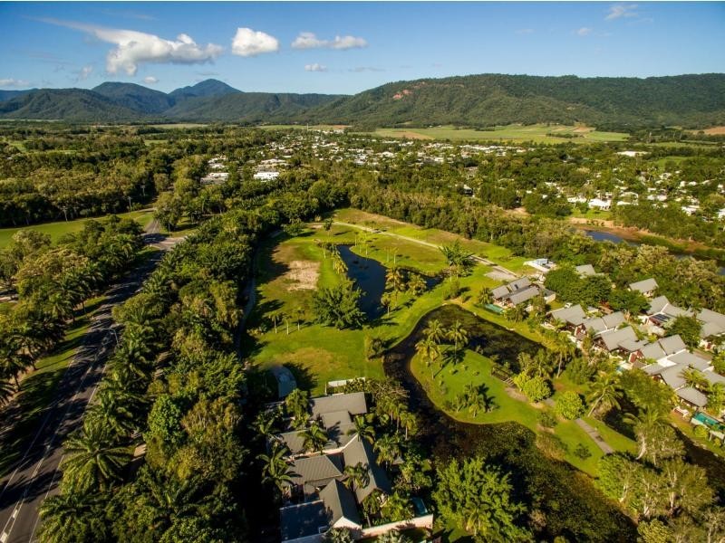 L906 ‘Niramaya’ Bale Drive, Port Douglas QLD 4877