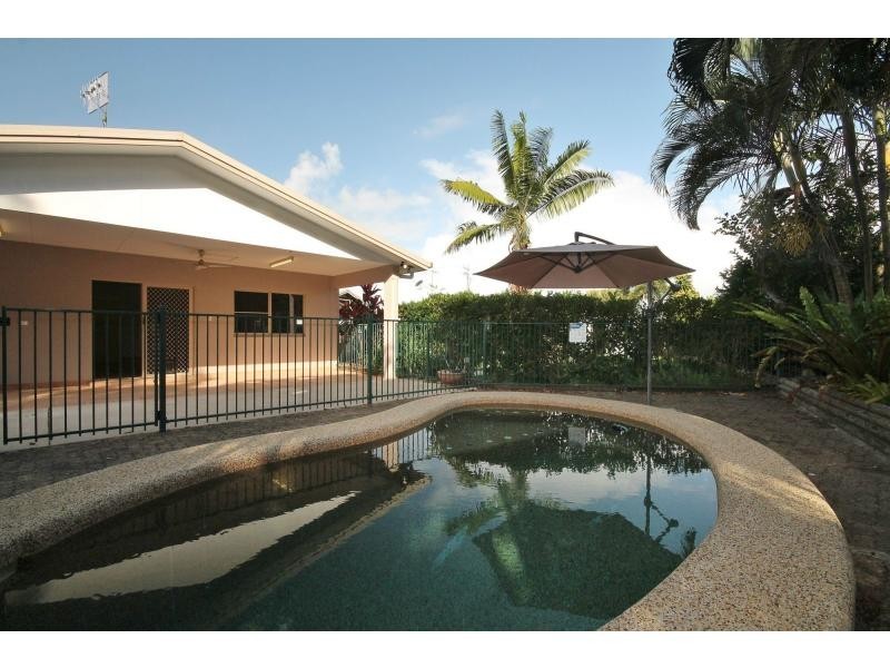 3 Dineen Close, Cooya Beach QLD 4873