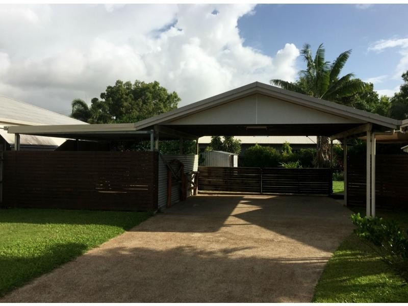 3 Dineen Close, Cooya Beach QLD 4873