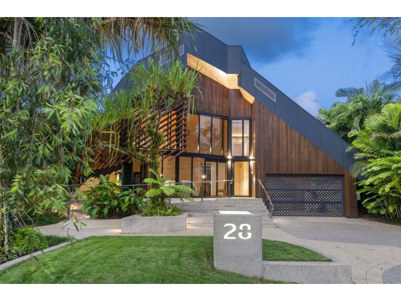 Lot 28 ‘Beachfront Mirage’ Cocos Palms Avenue, Port Douglas QLD 4877