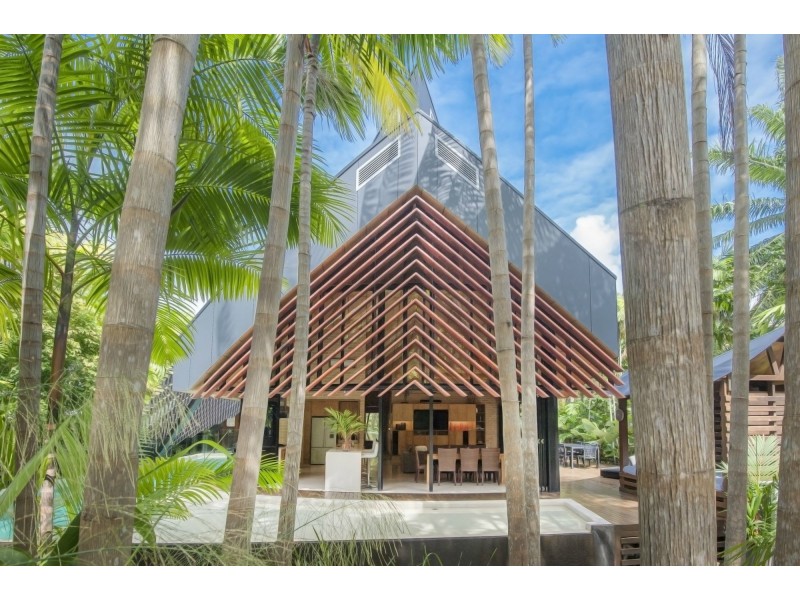 Lot 28 ‘Beachfront Mirage’ Cocos Palms Avenue, Port Douglas QLD 4877
