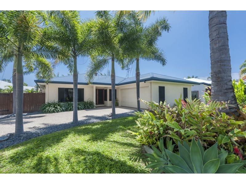4 Corella Street, Port Douglas QLD 4877