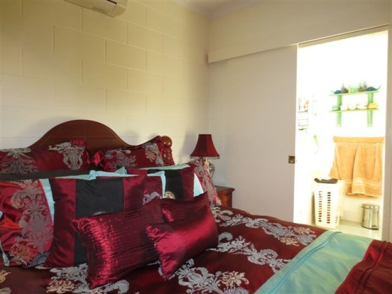 4 Dineen Close, Cooya Beach QLD 4873