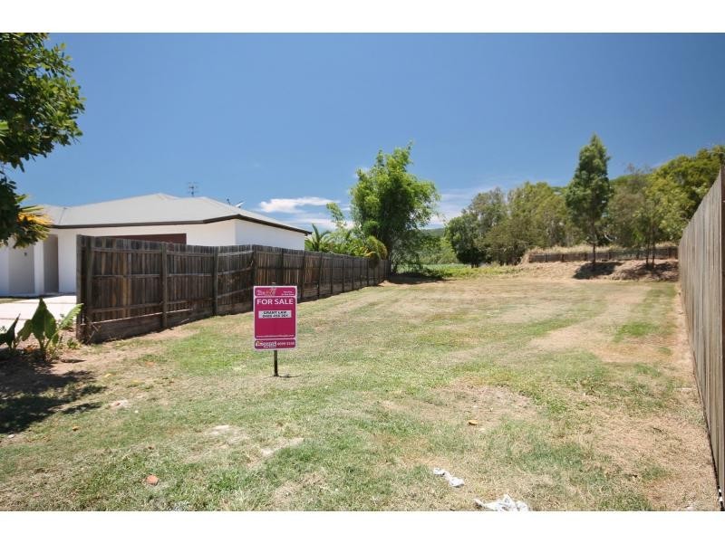 21 Dulku Close, Port Pacific Estate, Port Douglas QLD 4877