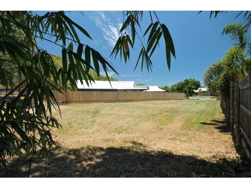 21 Dulku Close, Port Pacific Estate, Port Douglas QLD 4877