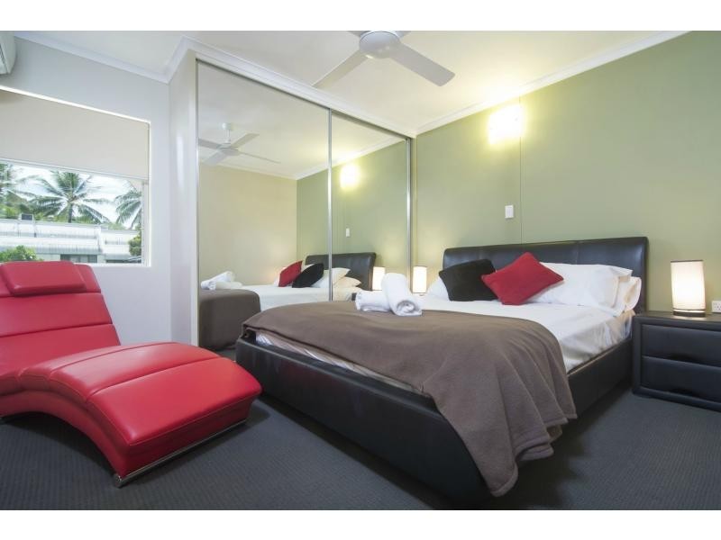 Port Douglas QLD 4877