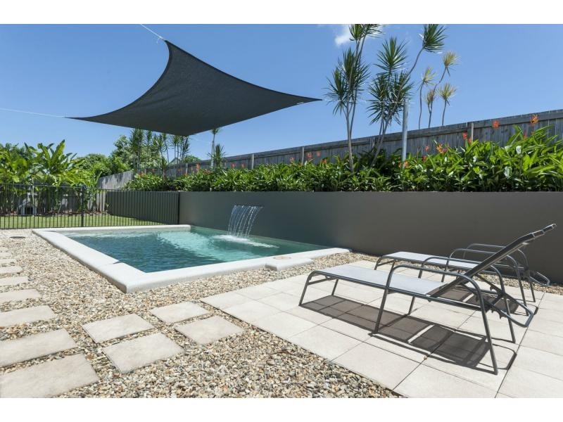 18 Lou Prince Drive, Cooya Beach QLD 4873