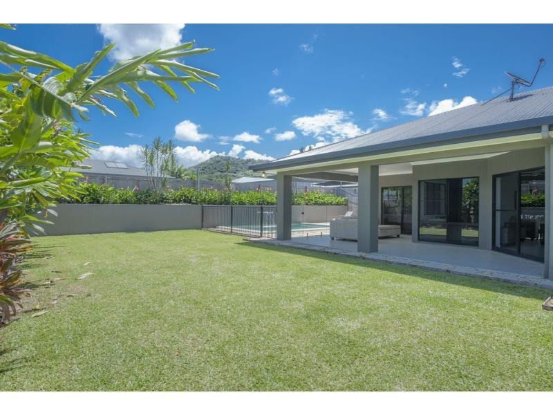 18 Lou Prince Drive, Cooya Beach QLD 4873