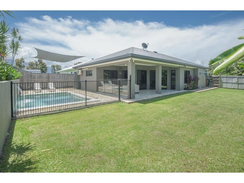 18 Lou Prince Drive, Cooya Beach QLD 4873