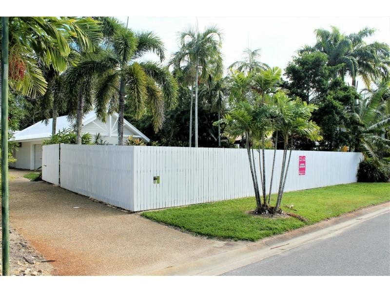 42 Endeavour Street, Port Douglas QLD 4877