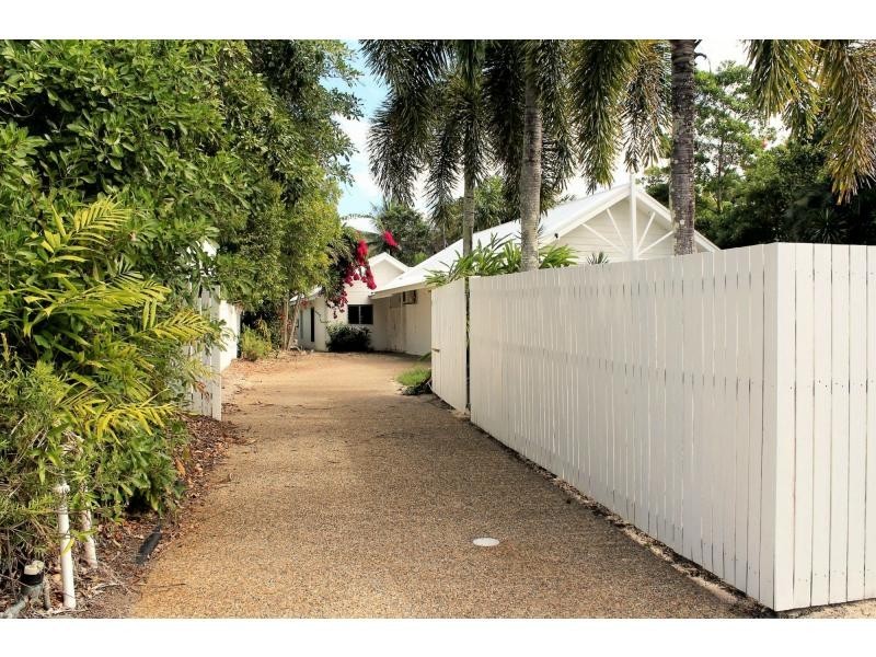 42 Endeavour Street, Port Douglas QLD 4877