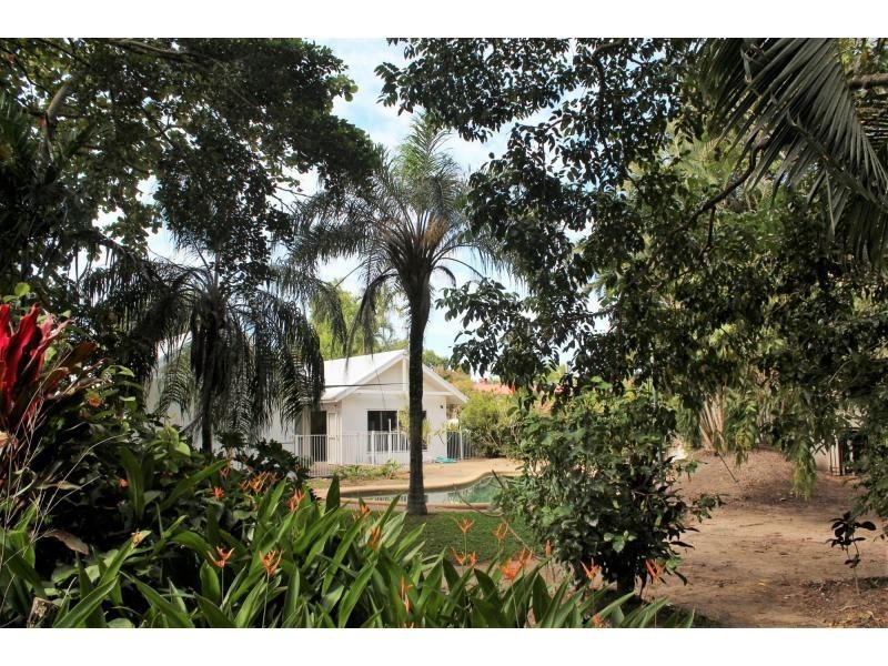 42 Endeavour Street, Port Douglas QLD 4877