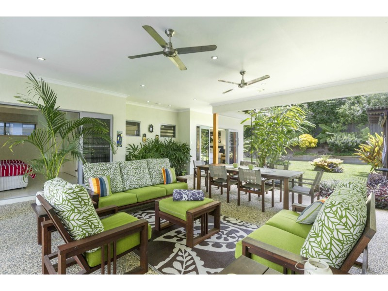 33 Ulysses Avenue St, Port Douglas QLD 4877