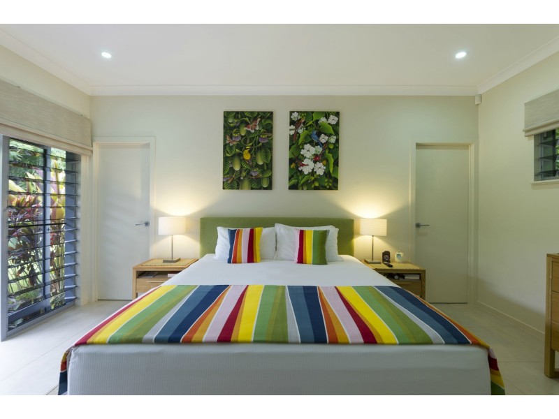 33 Ulysses Avenue St, Port Douglas QLD 4877