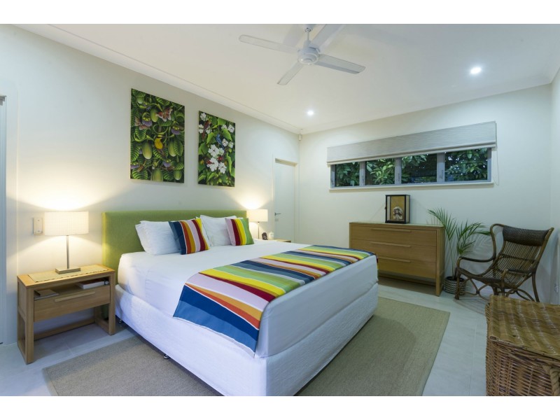 33 Ulysses Avenue St, Port Douglas QLD 4877