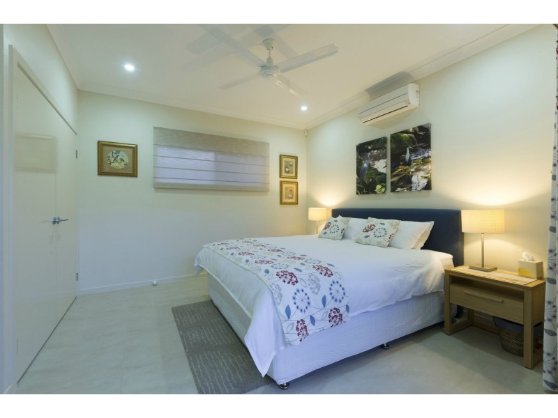 33 Ulysses Avenue St, Port Douglas QLD 4877