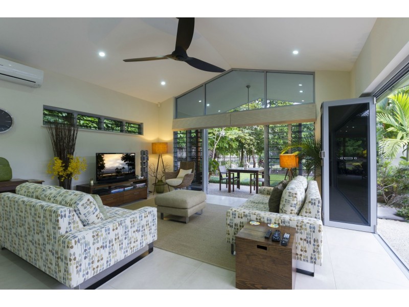 33 Ulysses Avenue St, Port Douglas QLD 4877