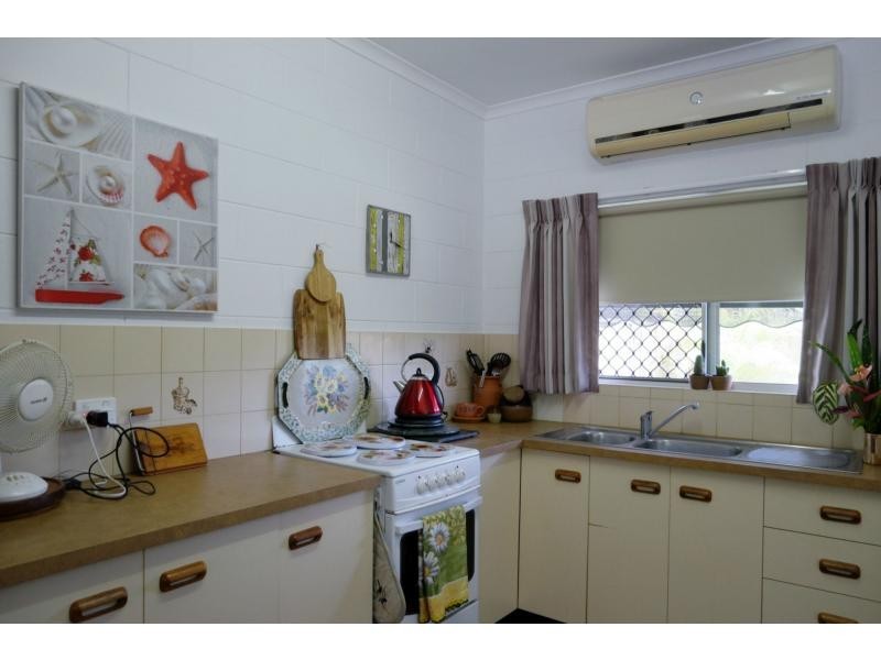 1/12 Atherton Street, Mossman QLD 4873