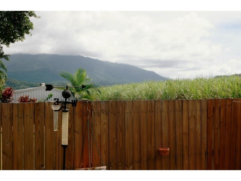 1/12 Atherton Street, Mossman QLD 4873