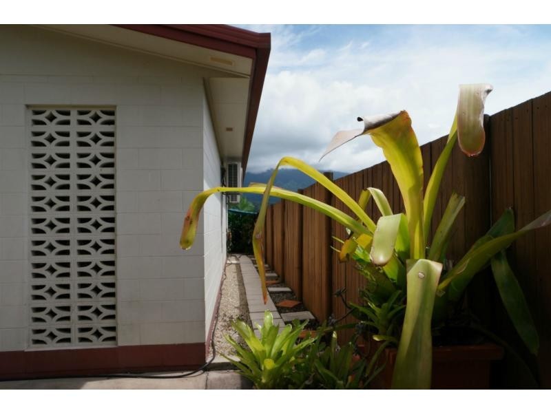 1/12 Atherton Street, Mossman QLD 4873