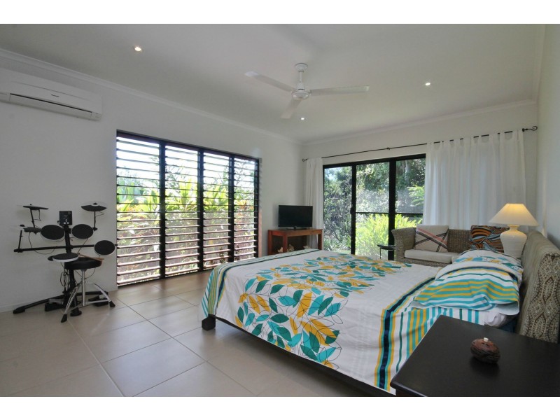 19-25 Coral Sea Drive, Mossman QLD 4873