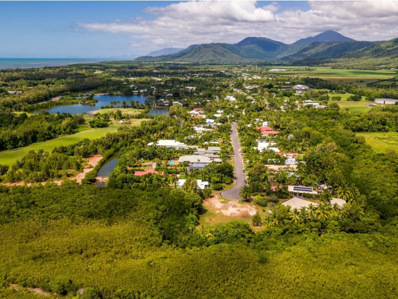 52 Endeavour Street, Port Douglas QLD 4877