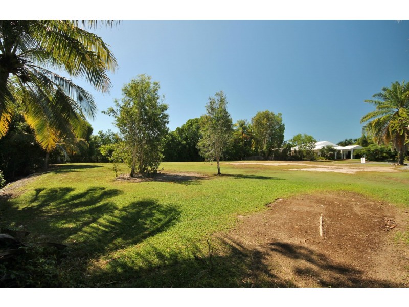 52 Endeavour Street, Port Douglas QLD 4877