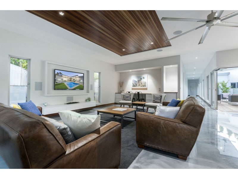 5 The Lake Estate St, Port Douglas QLD 4877