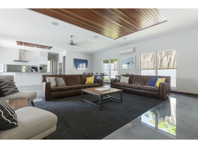 5 The Lake Estate St, Port Douglas QLD 4877