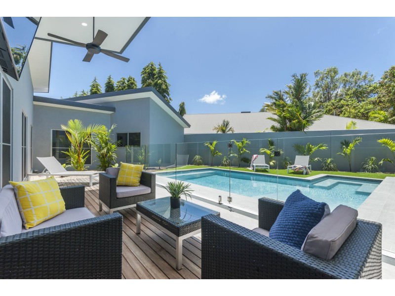 5 The Lake Estate St, Port Douglas QLD 4877