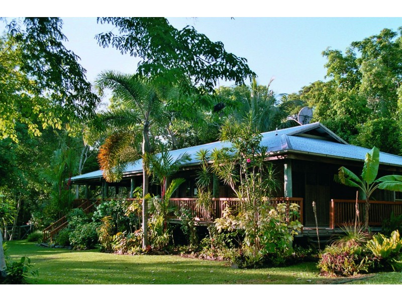 388 Mungumby Road St, Cooktown QLD 4895