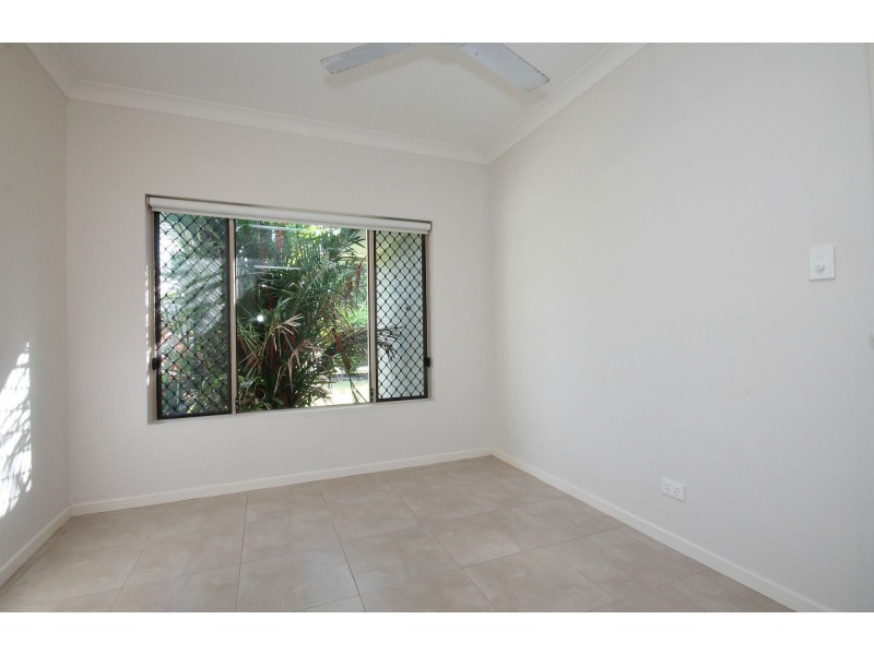 13 Dulku Close, Port Douglas QLD 4877