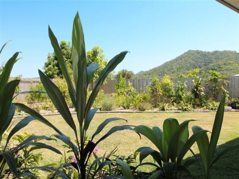 10 Kalu Close, Cooya Beach QLD 4873