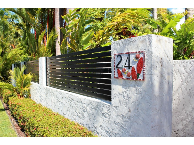24 Limpet Avenue, Port Douglas QLD 4877