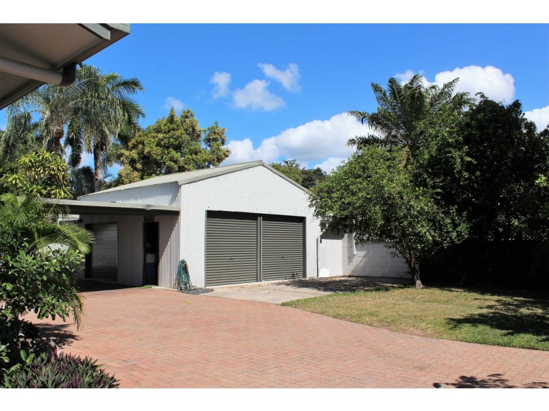 24 Limpet Avenue, Port Douglas QLD 4877
