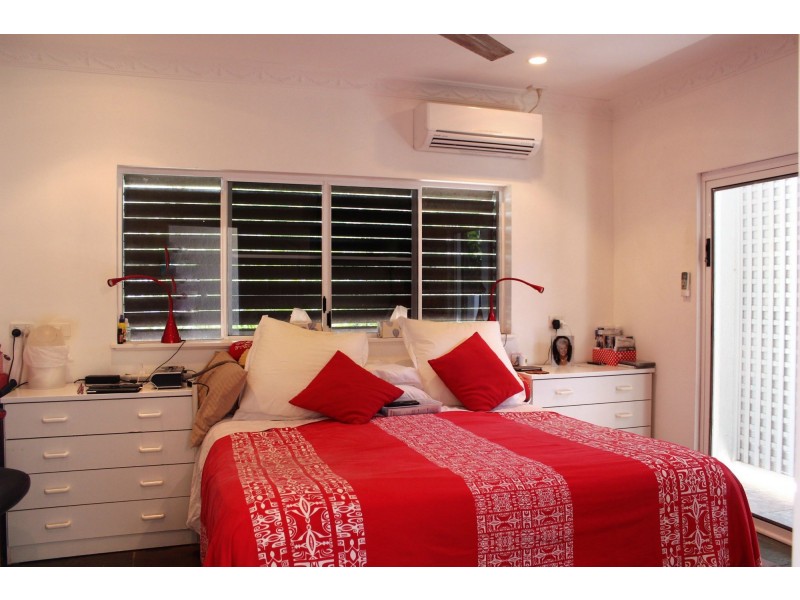 24 Limpet Avenue, Port Douglas QLD 4877