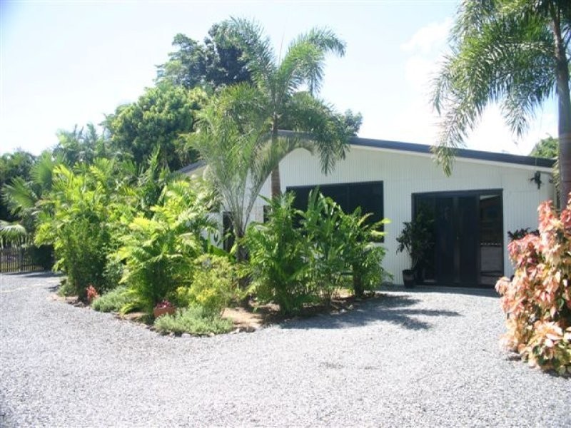 3 Stewart Street, Daintree QLD 4873