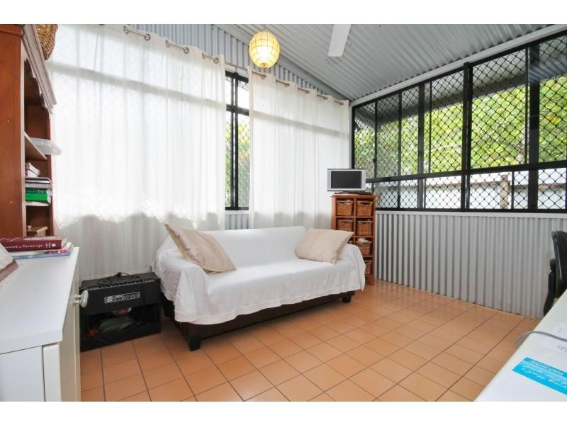 3 Stewart Street, Daintree QLD 4873