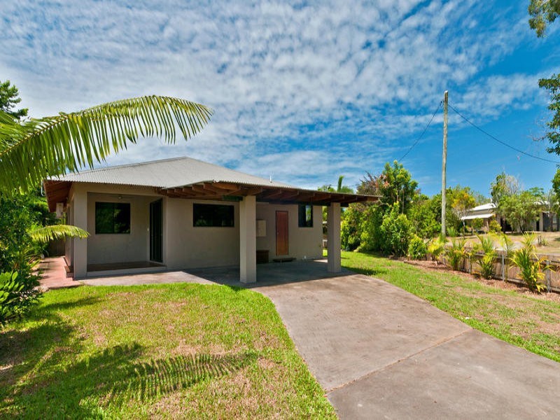 17 Cooya Beach Road, Cooya Beach QLD 4873