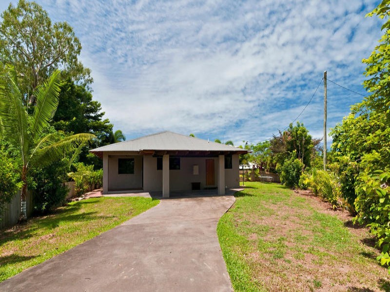 17 Cooya Beach Road, Cooya Beach QLD 4873