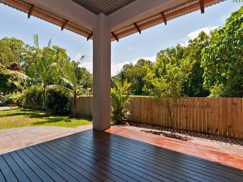 17 Cooya Beach Road, Cooya Beach QLD 4873