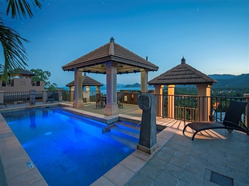 Villa 10/11 ‘Santai’ Colonel Cummings Drive, Palm Cove QLD 4879