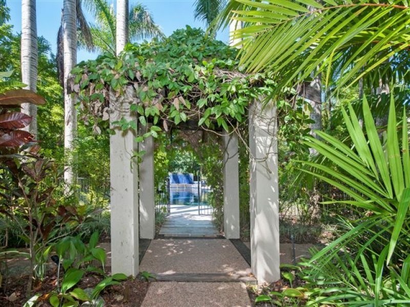 Villa 9/18-28 St Crispins Avenue, Port Douglas QLD 4877